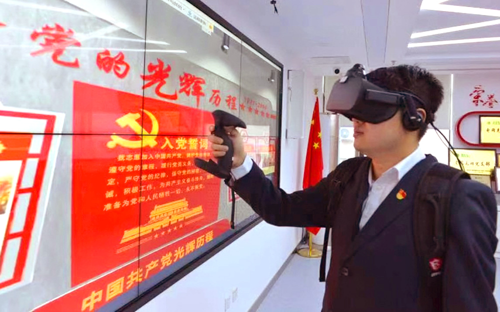 在VR智慧黨建虛擬展廳中，如何設計故事化動線？